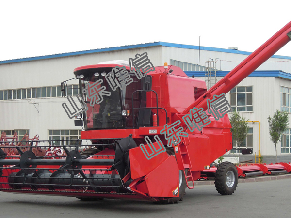 Tractor Combine Harvester Machine For Maize Corn Forage