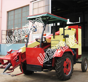 4BHL-2 Half-Feed Peanut Combine Harvester 