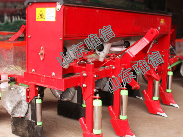 Four Rows Of Corn Special Sowing Machine