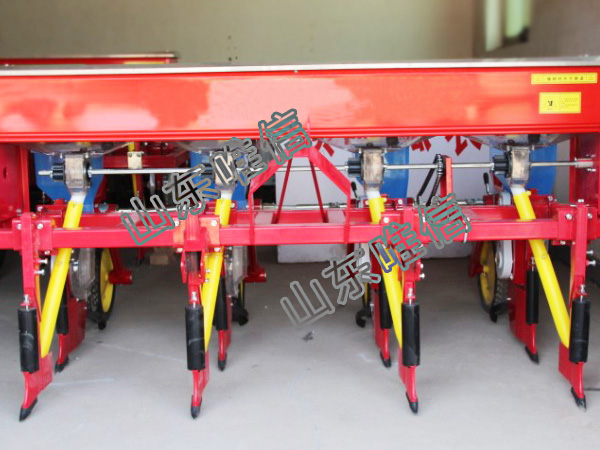 Four Rows Of Corn Special Sowing Machine