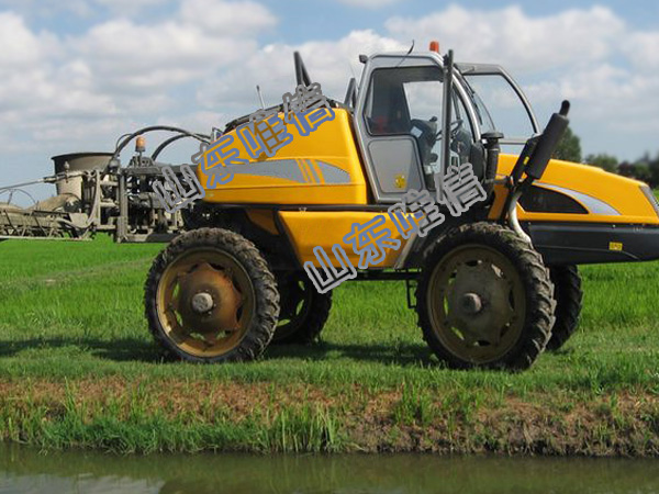 3WX Tractor Mounted Fertilizer Sprayer
