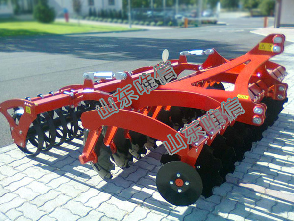 Heavy-Duty Disc Harrow