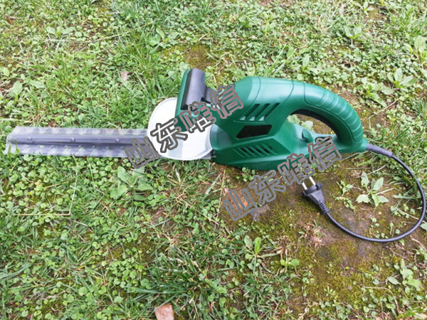 Automatic Hedge Trimmer