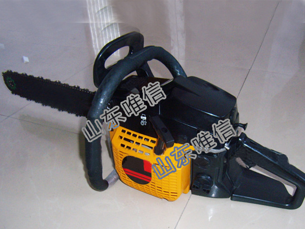 52 cc Gasoline Chinese Chainsaw for Logging