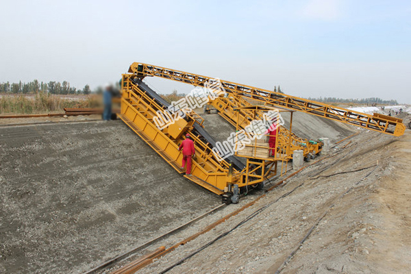Channel Base Cement Soil Lining Machine 