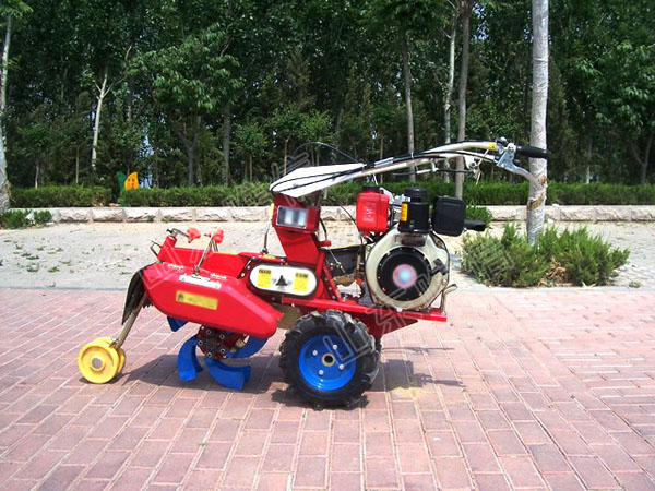 Diesel Manual Garden Management Machine