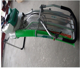 2 Person Operated Leaf Picking Machine For Tea Garden