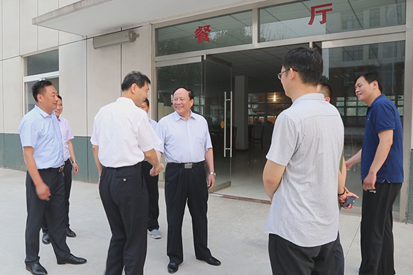 Warmly Welcome Leaders of City Procuratorate, City Court, High-tech Zone Public Security Bureau to Visit Our Grou