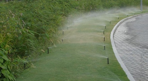 Application of Buried Sprinkler Irrigation in Urban Gardens