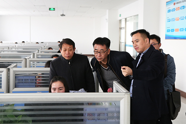  Warmly Welcome leaders of Cross-Border E-Commerce Association of Shandong Province to Visit Shandong Weixin for Guidance