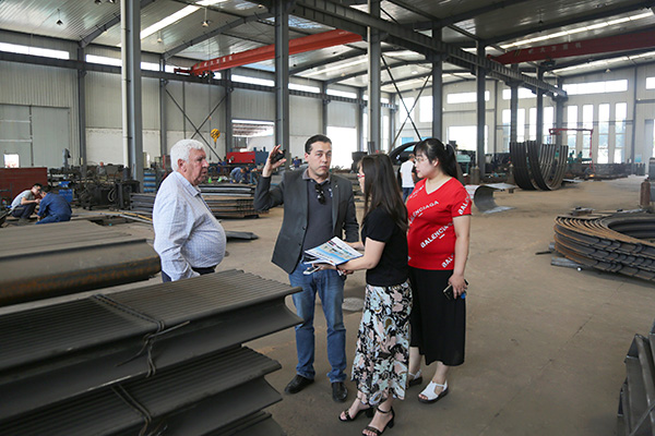 Warmly Welcomes Colombian Merchants To Visit Shandong Weixin For Purchase Steel Material