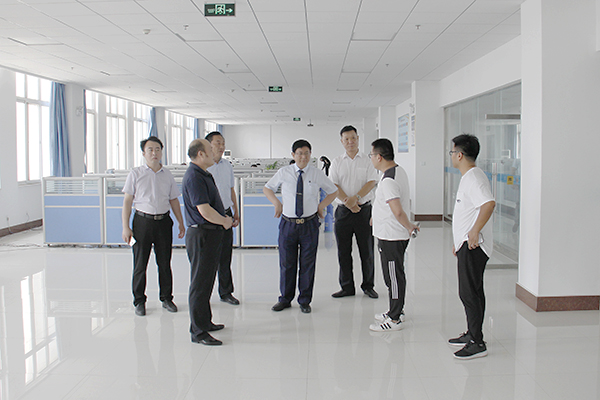 Warmly Welcome The Dongfang Wenbo Cultural Development Co., Ltd. Leaders To Visit Shandong Weixin For Cooperation