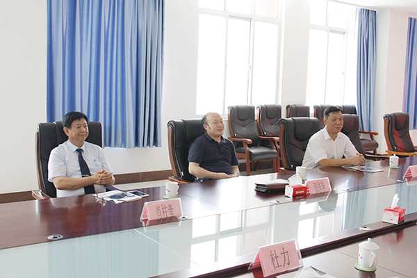 Warmly Welcome The Dongfang Wenbo Cultural Development Co., Ltd. Leaders To Visit Shandong Weixin For Cooperation