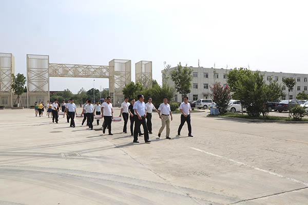 Shandong Weixin Leaders Cordially Asked Frontline Employees