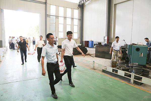 Shandong Weixin Leaders Cordially Asked Frontline Employees