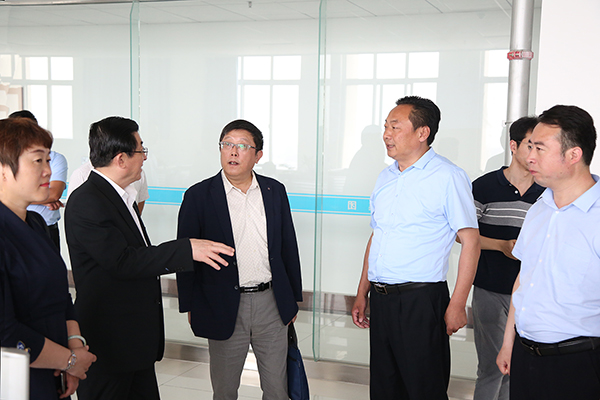 Warmly Welcome The Leaders Of The Shandong Institute Of Electronics To Visit The Shandong Weixin