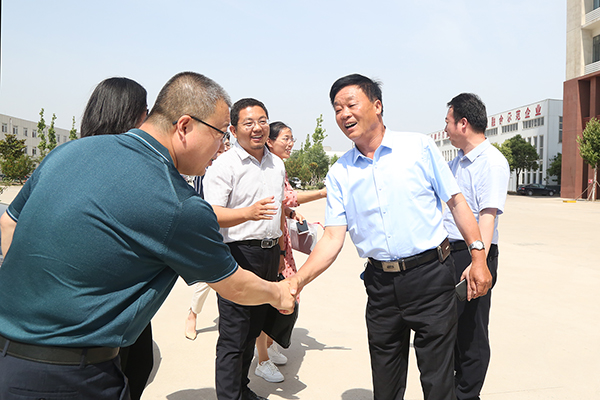 Warmly Welcome The Leaders Of Jining Innovation And Entrepreneurship Research Institute To Visit The Shandong Weixin