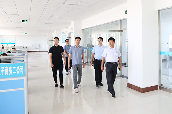 Warmly Welcome The Leaders Of Tuogong Robotics Co., Ltd. To Visit Shandong WeiXin For Cooperation