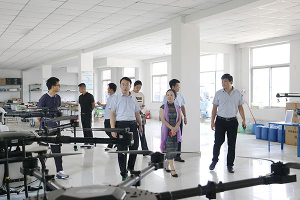 Warmly Welcome The Leaders Of The Jining Association For Non-Government Education To Visit Shandong Weixin