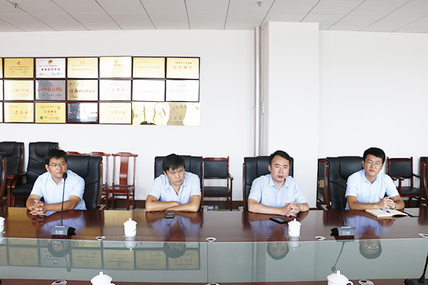 Warmly Welcome The Leaders Of The Jining Association For Non-Government Education To Visit Shandong Weixin