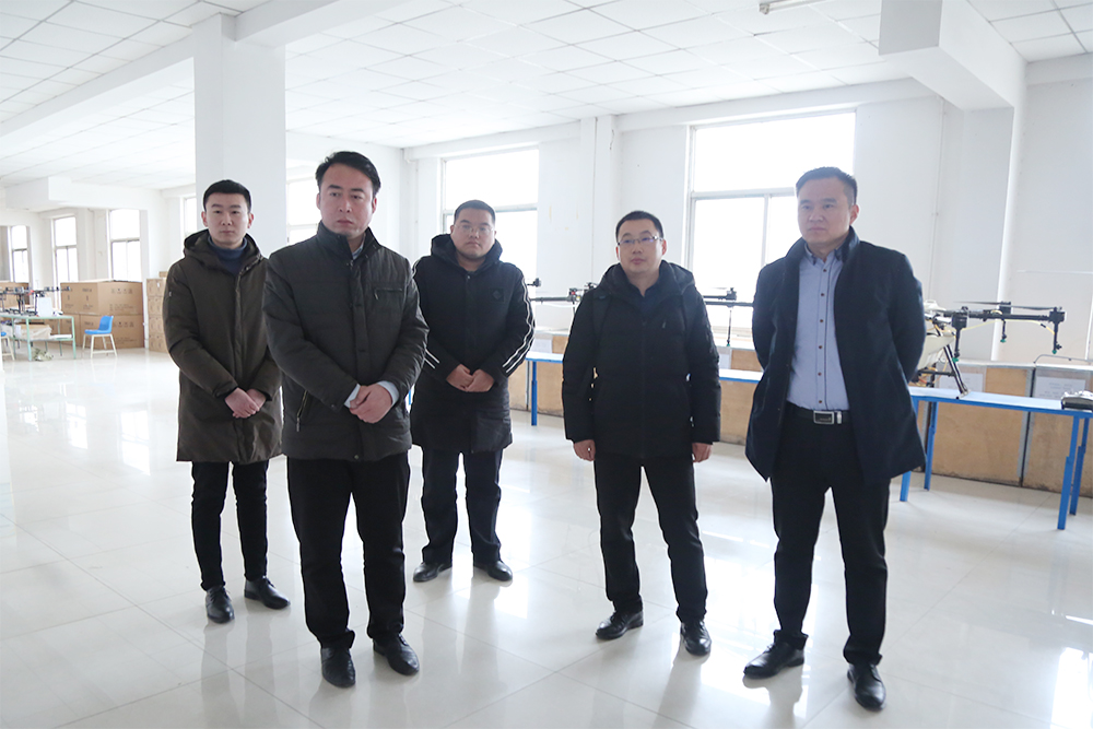 Warmly Welcome Beijing Big Data Experts To Visit Shandong Weixin For Investigation And Cooperation