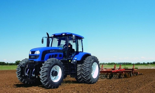 Three Tricks To Teach You How To Choose A Tractor