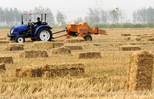 How Much Does The Straw Baler Make In A Season