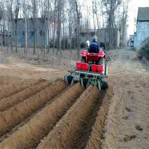 Features Of Small Ridging Film Mulching Machine