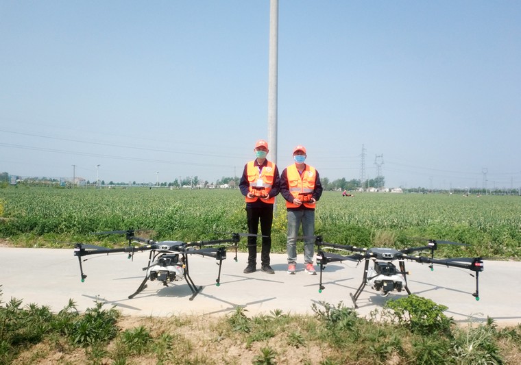 Shandong Weixin Robot Co., Ltd. Conducts Drone Training For Jining Plant Protection Flight Defense Training Class Shandong Weixin Robot Co., Ltd. Conducts Drone Training For Jining Plant Protection Flight Defense Training Class