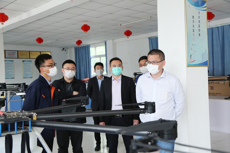 Warmly Welcome The Leaders Of Shandong Industrial Design Association To Visit Shandong Weixin For Guidance