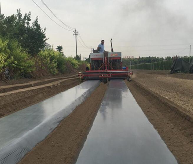 Composition Structure Of Ridging Film Mulching Machine