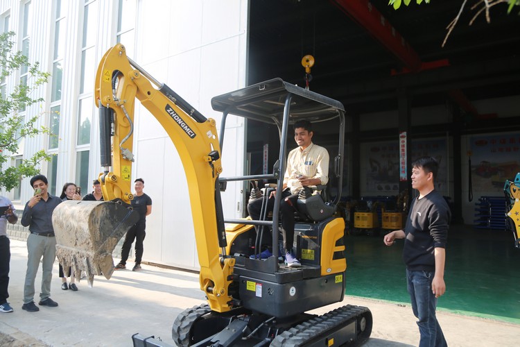 Warmly Welcome Indian Businessmen Visit China Coal Group For Purchase