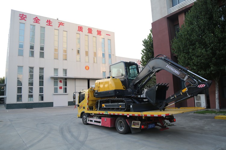 China Coal Group Newly Developed Intelligent Large Excavator Shipped to Handan, Hebei Province